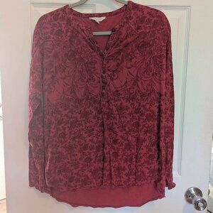 Lucky Brand Size Medium Red Long Sleeved w/ Floral Pattern Top